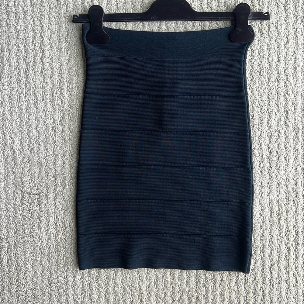 Bebe black pencil skirt